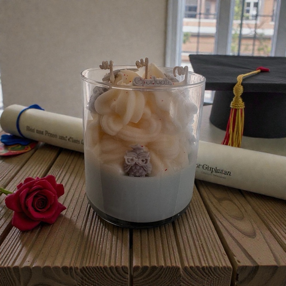 Graduation handmade 24 oz cake 3 wick Candle